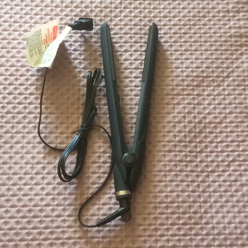 Tresemme’ Flat Iron